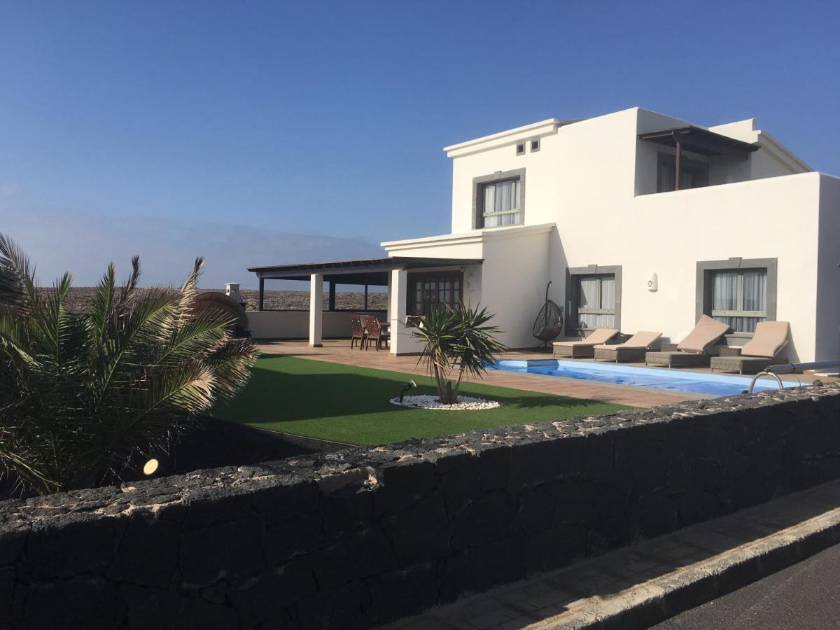 بلايا بلانكا Luxury 3Bed Villa With Heated Private Pool, Full Sky And Free Wifi المظهر الخارجي الصورة